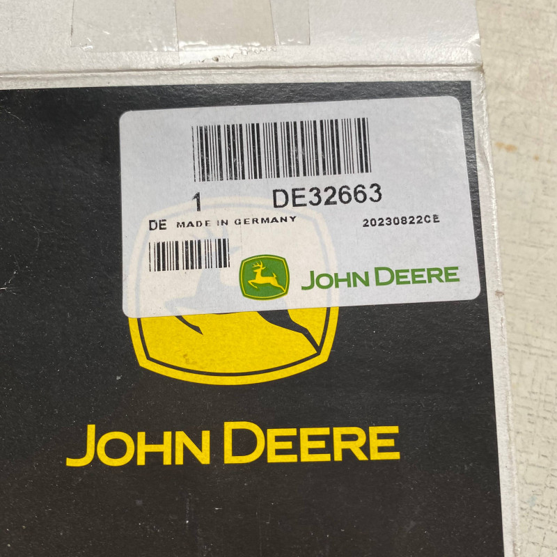 Сальник John Deere DE32663 