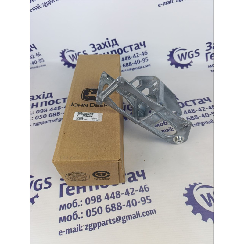 Кронштейн рульової колонки R306836  John Deere